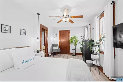 433 Stuyvesant Avenue, Lyndhurst Township, NJ 07071 - Photo 17
