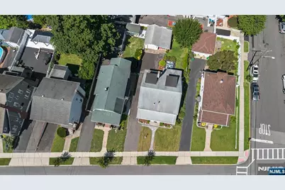433 Stuyvesant Avenue, Lyndhurst Township, NJ 07071 - Photo 27