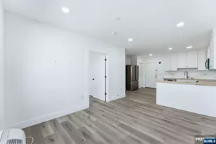 95 Shepherds Ln 301B, Totowa, NJ 07512 - Photo 7