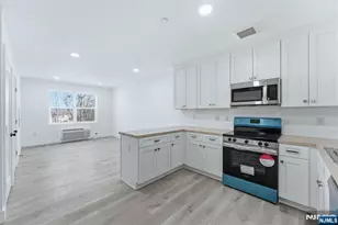 95 Shepherds Ln 301B, Totowa, NJ 07512 - Photo 3