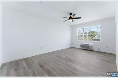 95 Shepherds Lane 301B #301B, Totowa, NJ 07512 - Photo 5