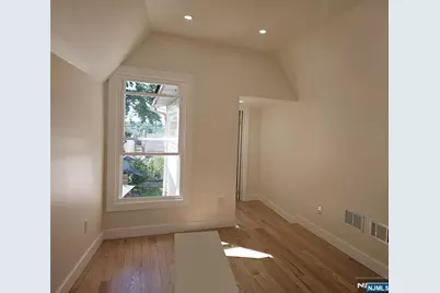 48 Paulison Avenue, Ridgefield Park, NJ 07660 - Photo 9