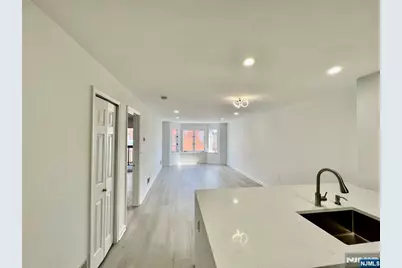 404 Williams, Edgewater, NJ 07020 - Photo 3