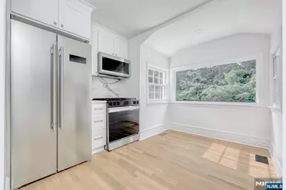 924 Franklin Avenue, Franklin Lakes, NJ 07417 - Photo 13