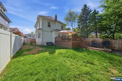 42 Spring Valley Avenue, Hackensack, NJ 07601 - Photo 37