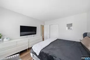 42 Spring Valley Ave, Hackensack, NJ 07601 - Photo 17