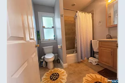 825 Belmont, Haledon, NJ 07508 - Photo 19