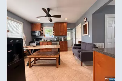 825 Belmont, Haledon, NJ 07508 - Photo 13