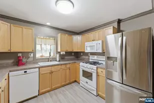 81 Sergeantsville Rd, Flemington, NJ 08822 - Photo 11