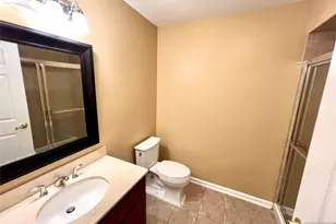 10 Terrace Ave 9, Hasbrouck Heights, NJ 07604 - Photo 3