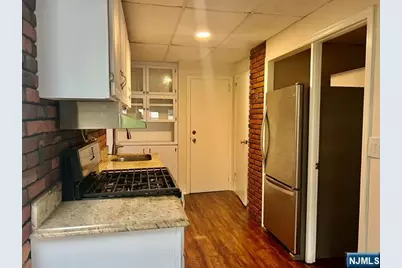 455 Columbia Avenue 1 #1, Cliffside Park, NJ 07010 - Photo 11