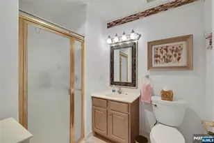 189 Forest Ave 411, Paramus, NJ 07652 - Photo 11