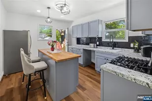 48 Laurel Ave, East Orange, NJ 07017 - Photo 7