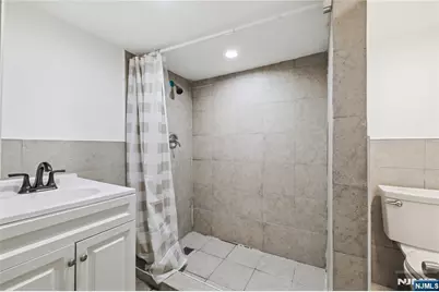 48 Laurel Avenue, East Orange, NJ 07017 - Photo 15