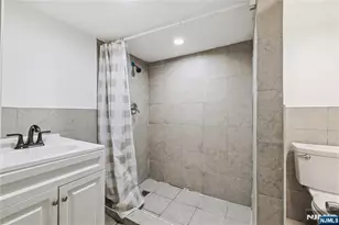 48 Laurel Ave, East Orange, NJ 07017 - Photo 15