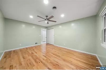 337 Fort Lee Road 1D #1D, Leonia, NJ 07605 - Photo 11