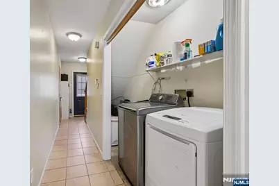 274 Garibaldi Avenue 2 #2, Lodi, NJ 07644 - Photo 27