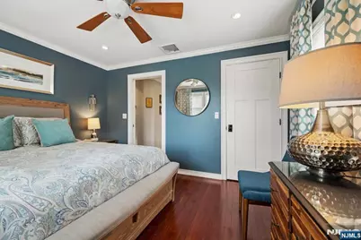 211 Walnut Avenue, Bogota, NJ 07603 - Photo 17