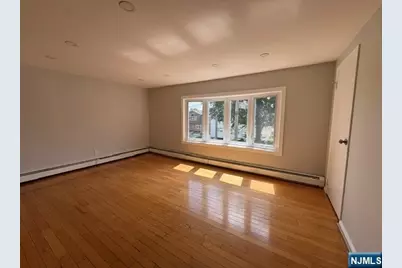 151 Lee Street 2nd Fl #2nd Fl, Elmwood Park, NJ 07407 - Photo 5