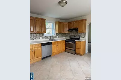 116 Wessington Avenue 1 #1, Garfield, NJ 07026 - Photo 7