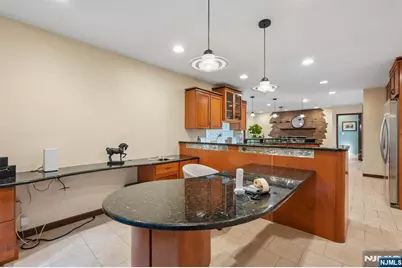 628 Omaha Way, Franklin Lakes, NJ 07417 - Photo 21