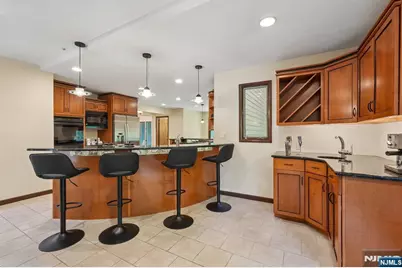 628 Omaha Way, Franklin Lakes, NJ 07417 - Photo 19