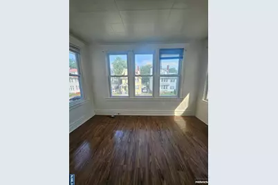 275 S Burnett Street 2 #2, East Orange, NJ 07018 - Photo 5