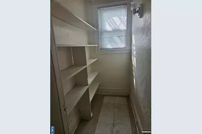 275 S Burnett Street 2 #2, East Orange, NJ 07018 - Photo 17