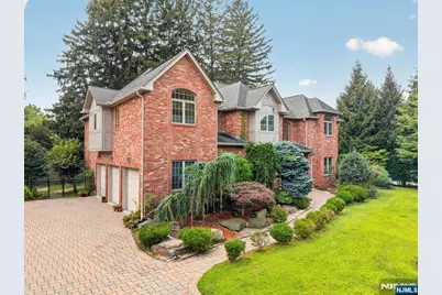 1 Alpine Drive, Closter, NJ 07624 - Photo 3