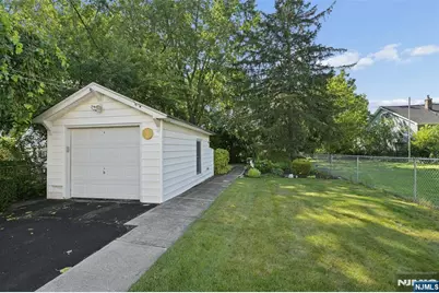11 Concord Avenue, Maplewood, NJ 07040 - Photo 3