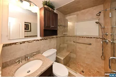 393 Gregory Road, Paramus, NJ 07652 - Photo 19
