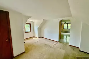 333 Kingsland Ave, Lyndhurst Township, NJ 07071 - Photo 19
