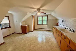 333 Kingsland Ave, Lyndhurst Township, NJ 07071 - Photo 25