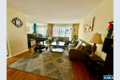 610 Anderson 1A #1A, Cliffside Park, NJ 07010 - Photo 5
