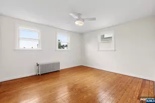 49 Livingston Ave 2, Lyndhurst Township, NJ 07071 - Photo 13