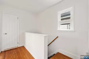 49 Livingston Ave 2, Lyndhurst Township, NJ 07071 - Photo 25