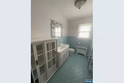 544 6th Street 2nd Floor #2nd floor, Palisades Park, NJ 07650 - Photo 15