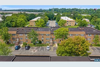 395 College Drive 395 #395, Edison, NJ 08817 - Photo 25