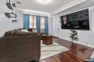 395 College Dr 395, Edison, NJ 08817 - Photo 3