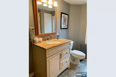 340 Godwin Avenue, Midland Park, NJ 07432 - Photo 17