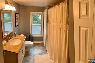 340 Godwin Ave, Midland Park, NJ 07432 - Photo 21