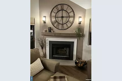 3811 Melville Court, Mahwah, NJ 07430 - Photo 5
