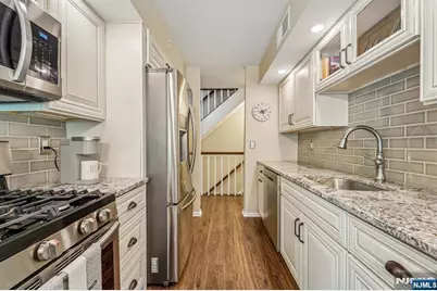 3811 Melville Court, Mahwah, NJ 07430 - Photo 13