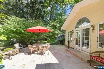 629 Lawlins Road, Wyckoff Township, NJ 07481 - Photo 27