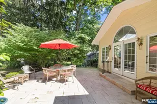 629 Lawlins Rd, Wyckoff Township, NJ 07481 - Photo 27