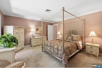 629 Lawlins Road, Wyckoff Township, NJ 07481 - Photo 15
