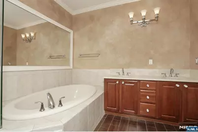 28 Turnberry Lane, Hamburg, NJ 07419 - Photo 31