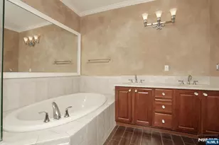 28 Turnberry Ln, Hamburg, NJ 07419 - Photo 31