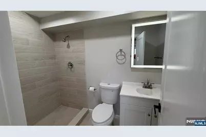 51 John Ryle Avenue B #B, Haledon, NJ 07508 - Photo 7