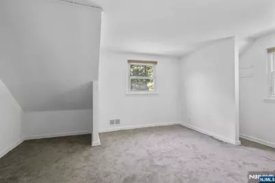 674 Briarcliff Avenue, Maywood, NJ 07607 - Photo 15